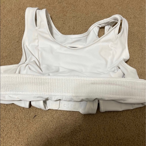 Lululemon High Neck Sports Bra 8 B/C - Picture 3 of 5
